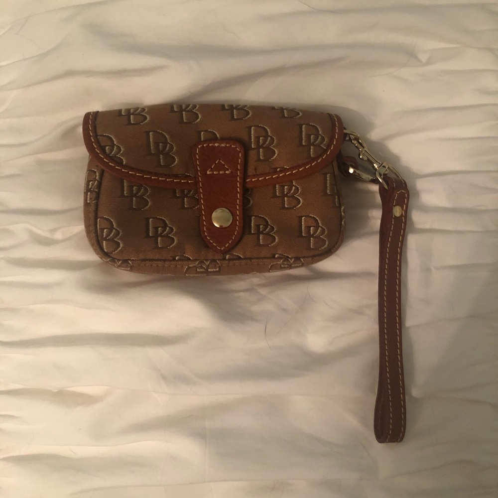 Dooney and Bourke wristlet
